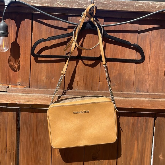 Michael Kors Crossbody Bag - Picture 1 of 4